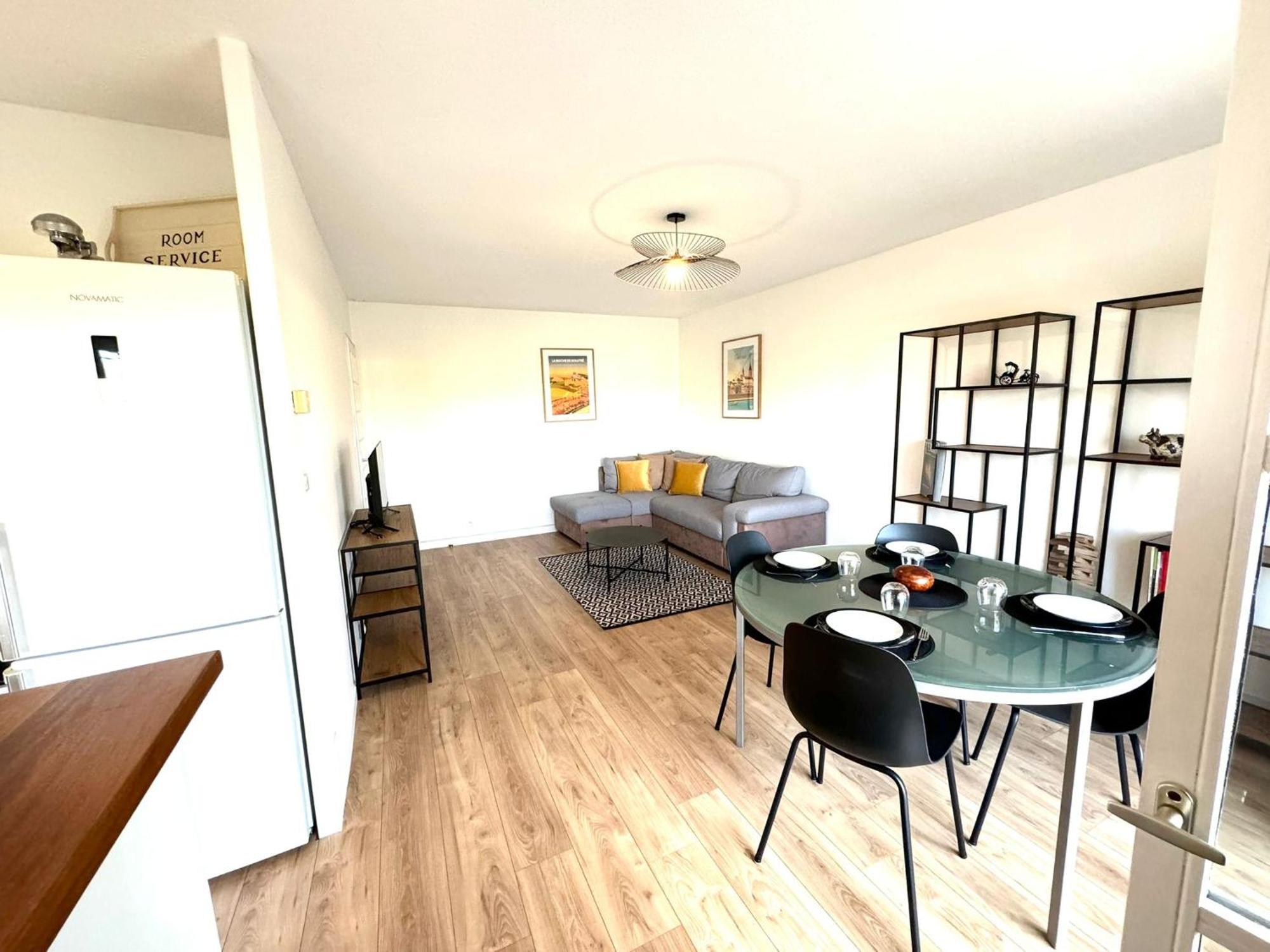 Appartement Quai Saone - By Primo C0Nciergerie Tournus Esterno foto